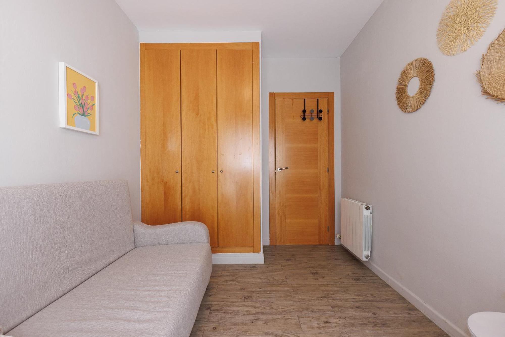 Uhc Els Pins Apartments Salou Bagian luar foto