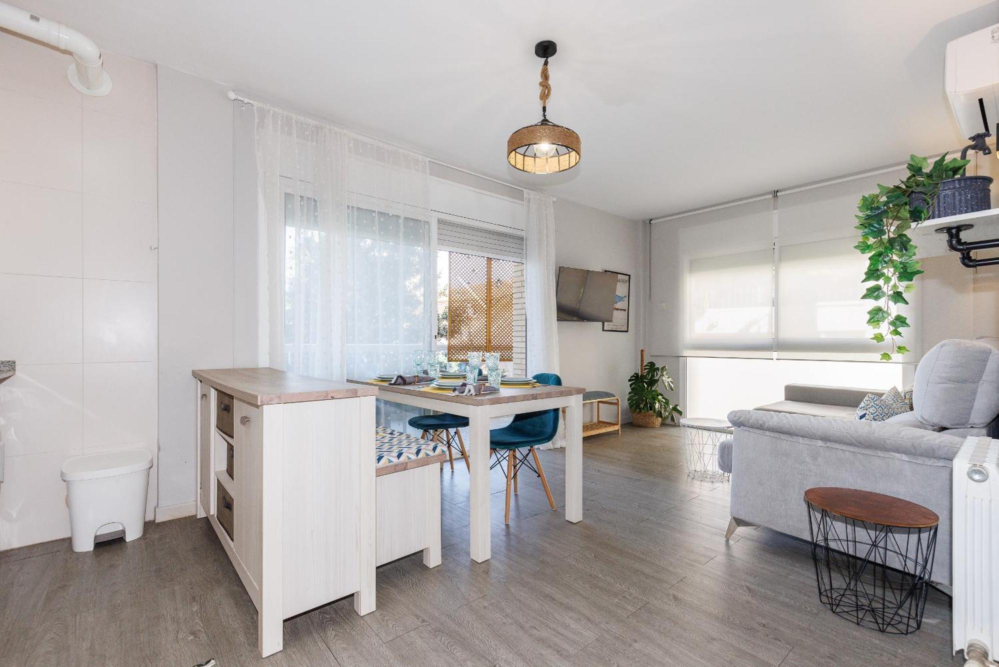 Uhc Els Pins Apartments Salou Ruang foto